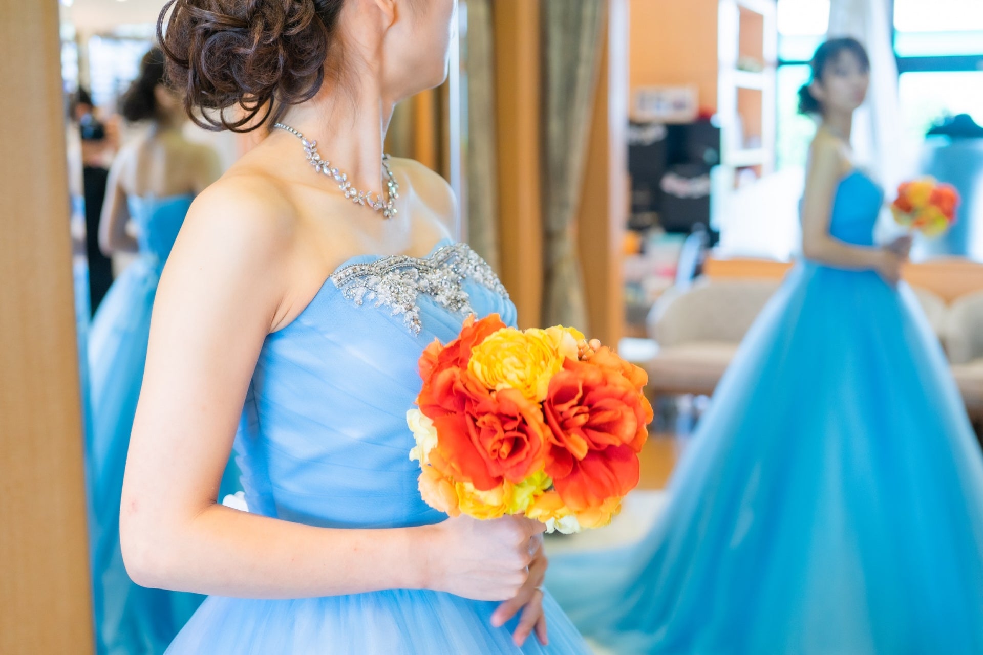 カラードレス選びで後悔!失敗しがちなポイントやおすすめの選び方