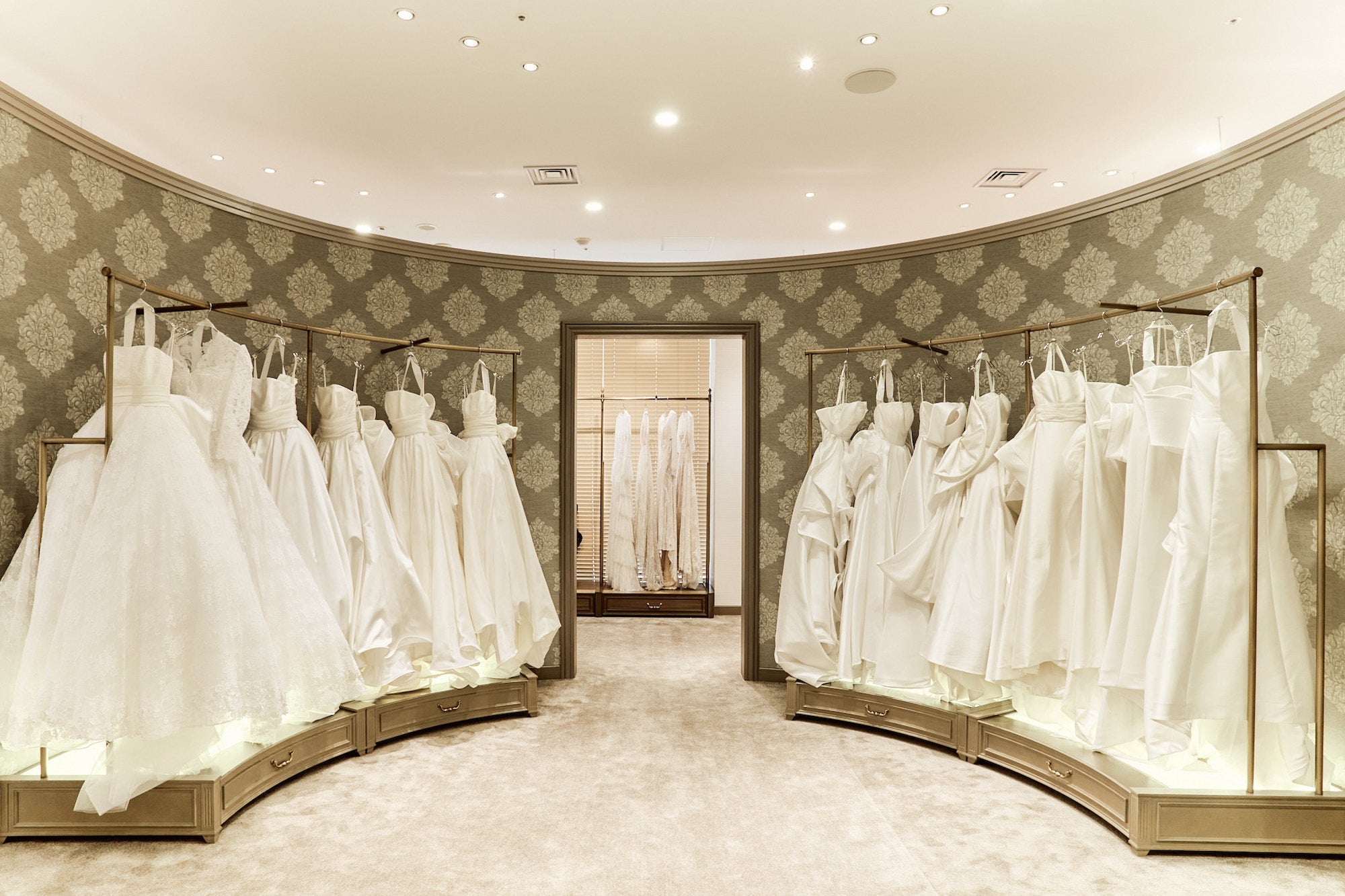 セパレートドレスを選ぶメリットとは？おすすめの人やアイテムも紹介 