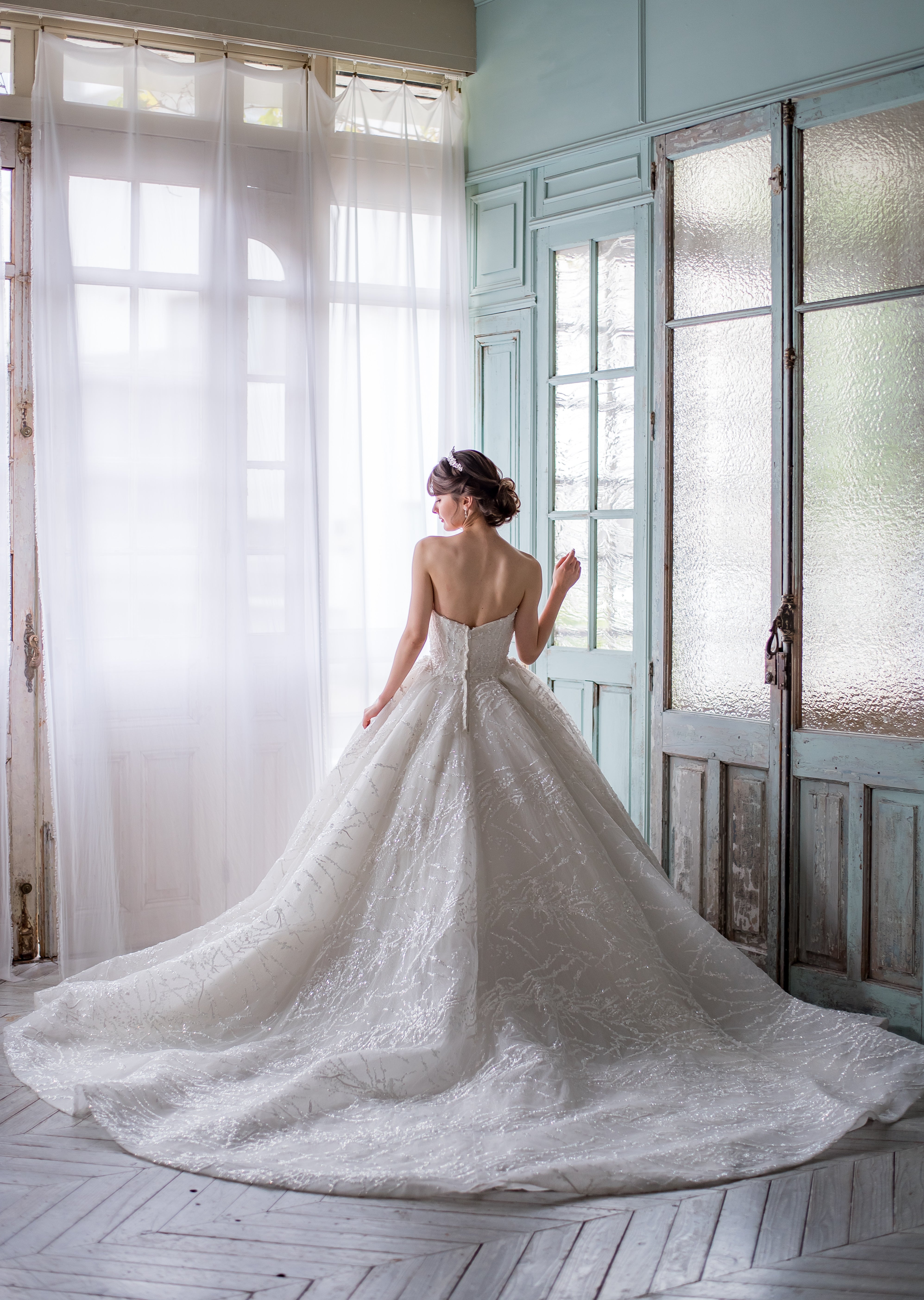 CLAHA クラハ【Claha】