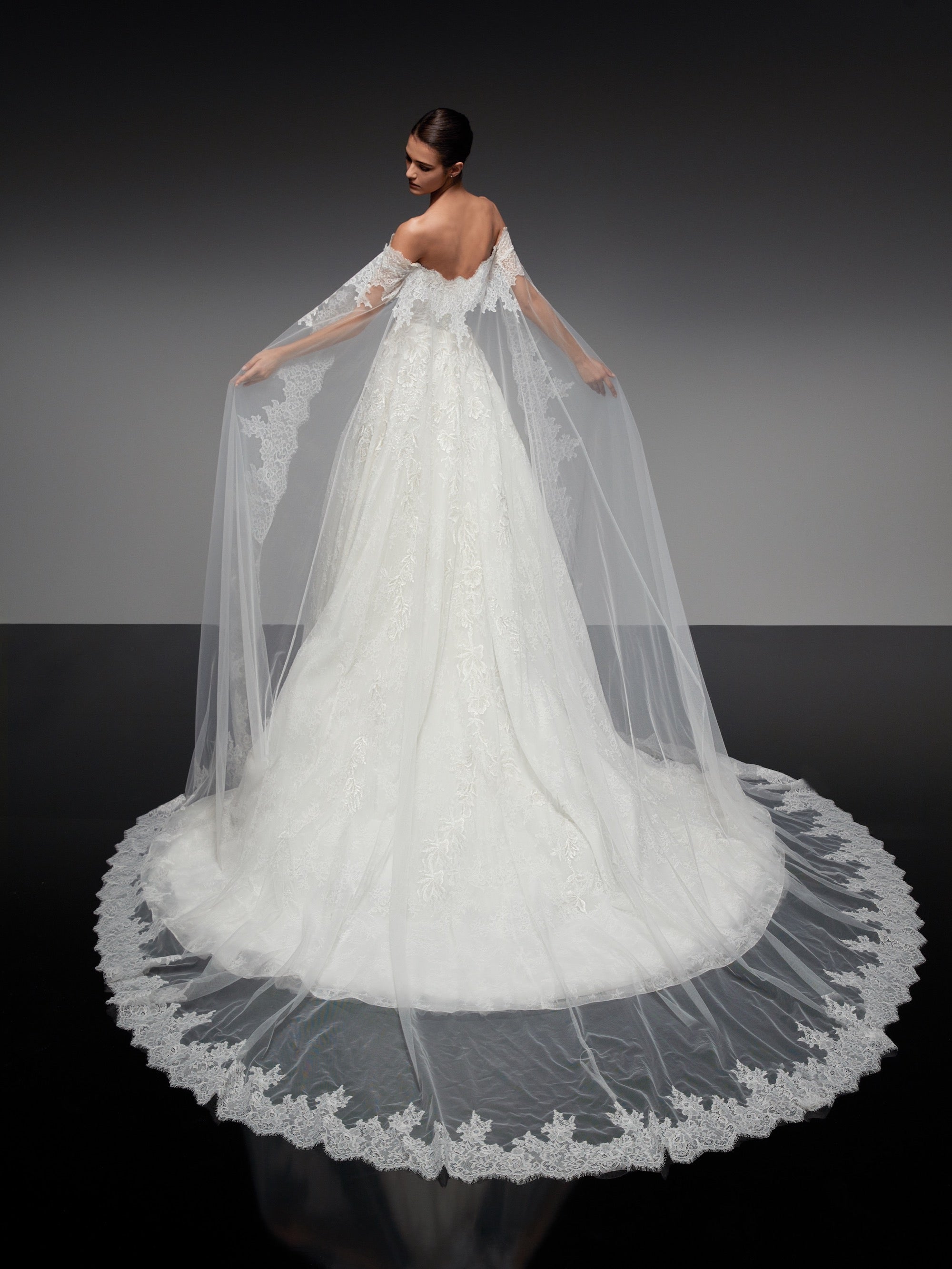 NM008｜ウェディングドレス、ブランドドレスのレンタルならザ・ドレス