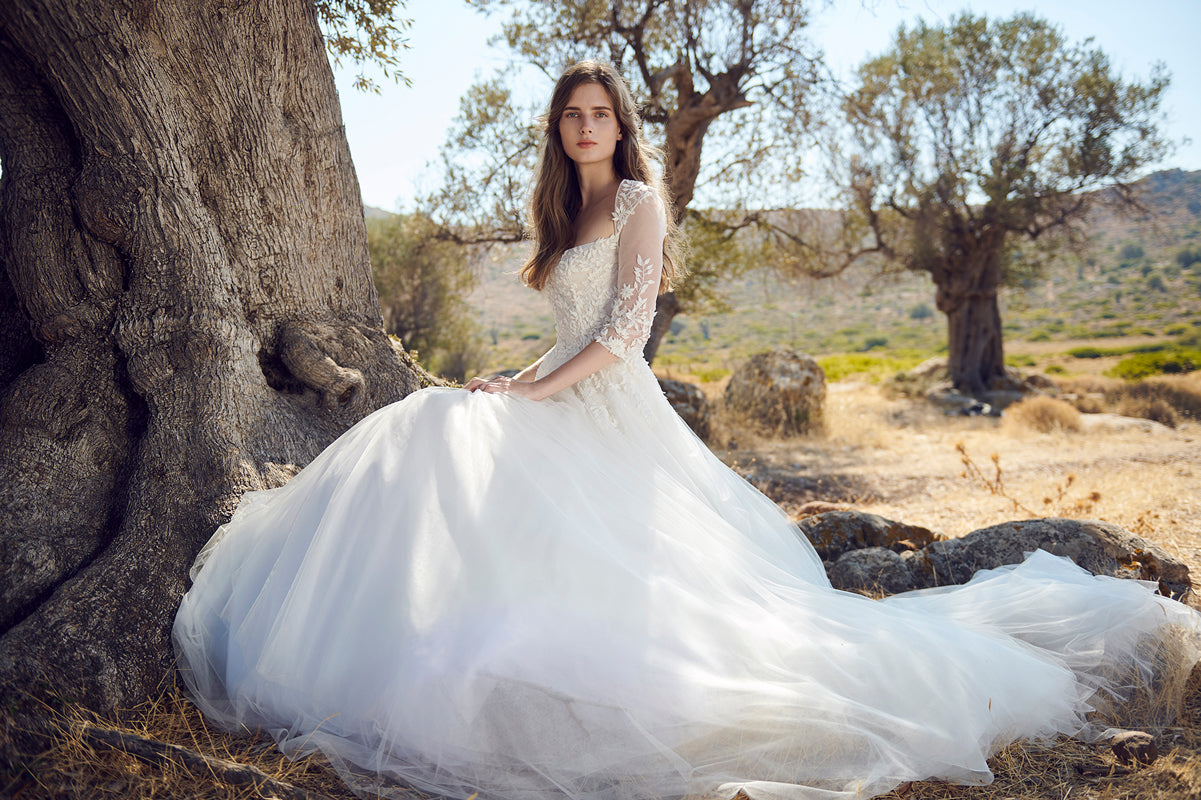 最後価格ちょっと小さめアンティークドレスとボネのセット CC2053_Rhea.jpg?crop=center&