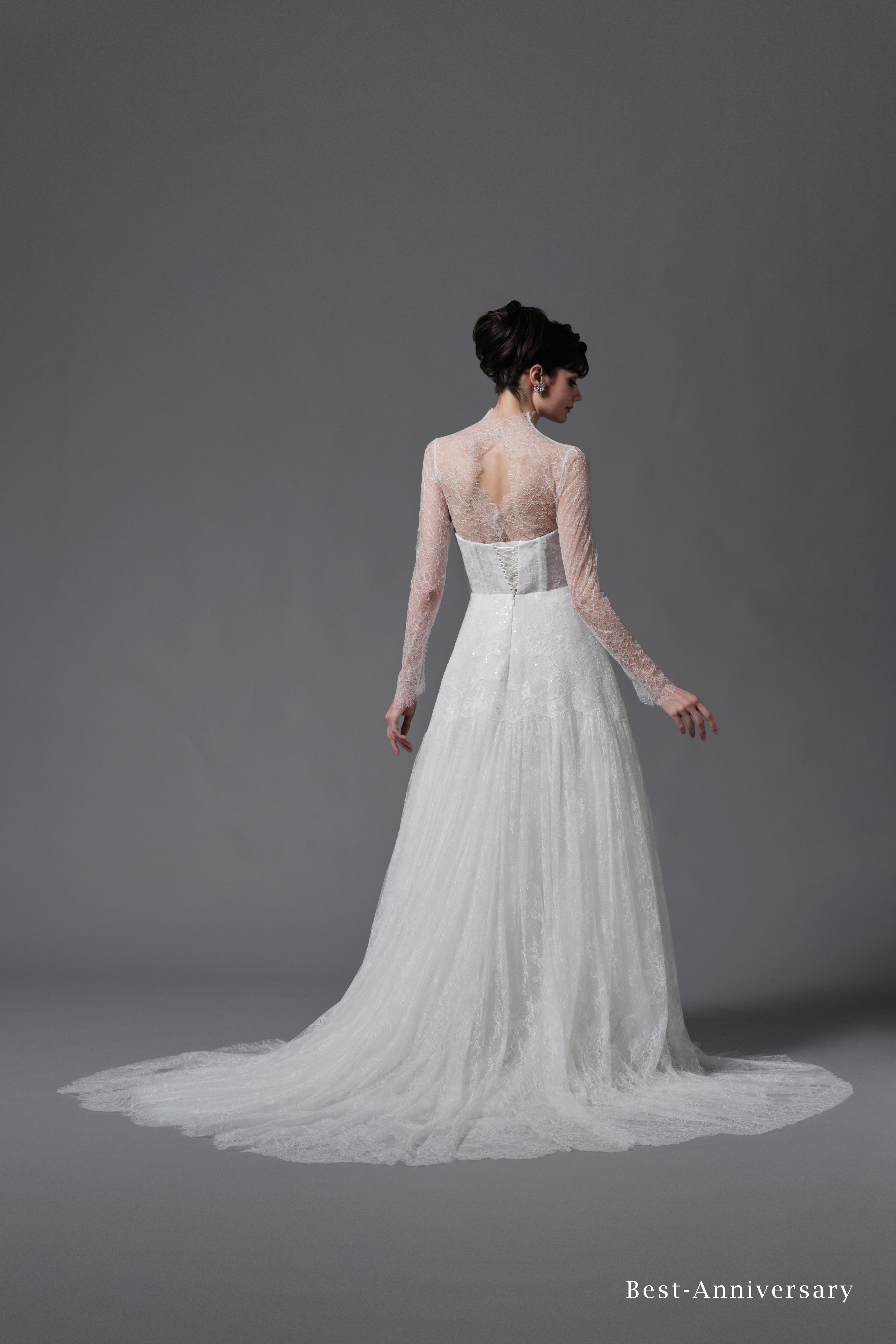 AUTUMN【LHD011】｜ウェディングドレス、ブランドドレスのレンタルなら