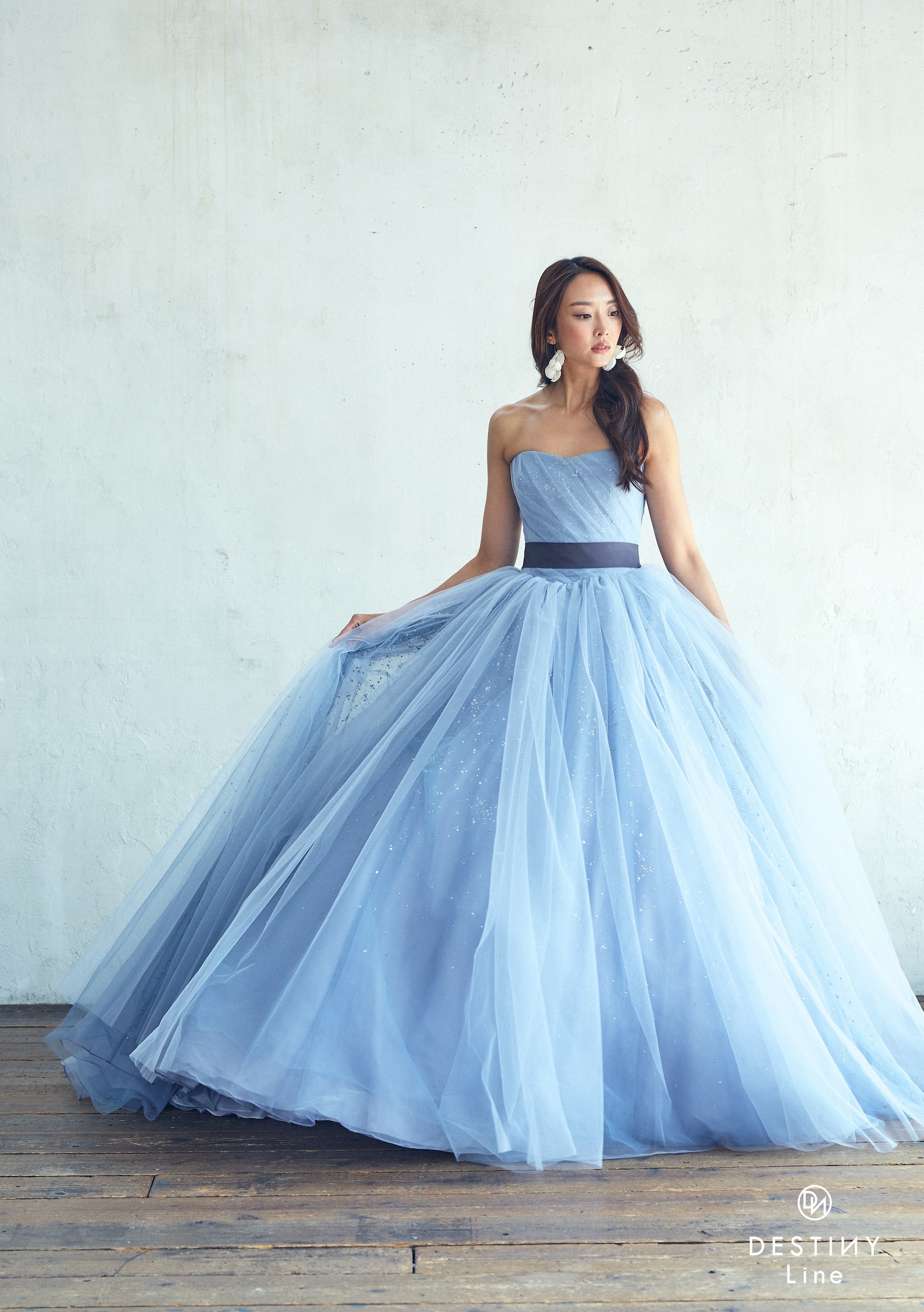 DL0006｜ウェディングドレス、ブランドドレスのレンタルならザ・ドレス